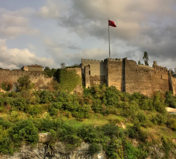 Trabzon'da Gezilecek Yerler: Trabzon Kalesi ve Tarihi Ortahisar