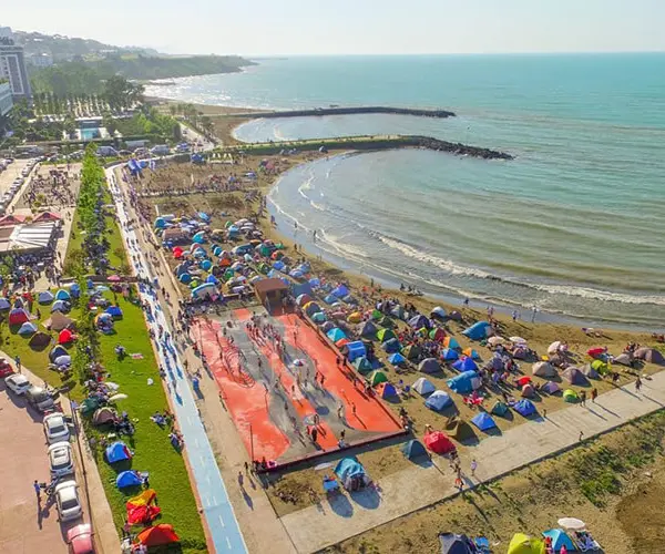 Trabzon'da Gezilecek Yerler: Yalıncak Belediyesi Aile Plajı
