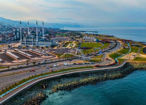 Arabasız Gezginler İçin Trabzon’da Gezilecek Yerler: Adım Adım Şehir Rehberi