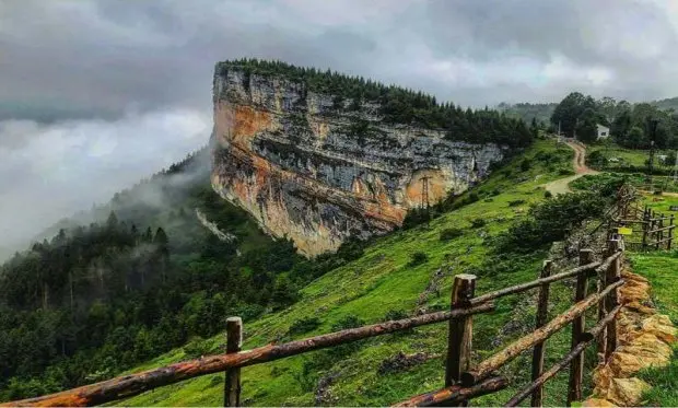 Trabzon'da Gezilecek Yerler: Düzköy Şahinkaya Tepesi